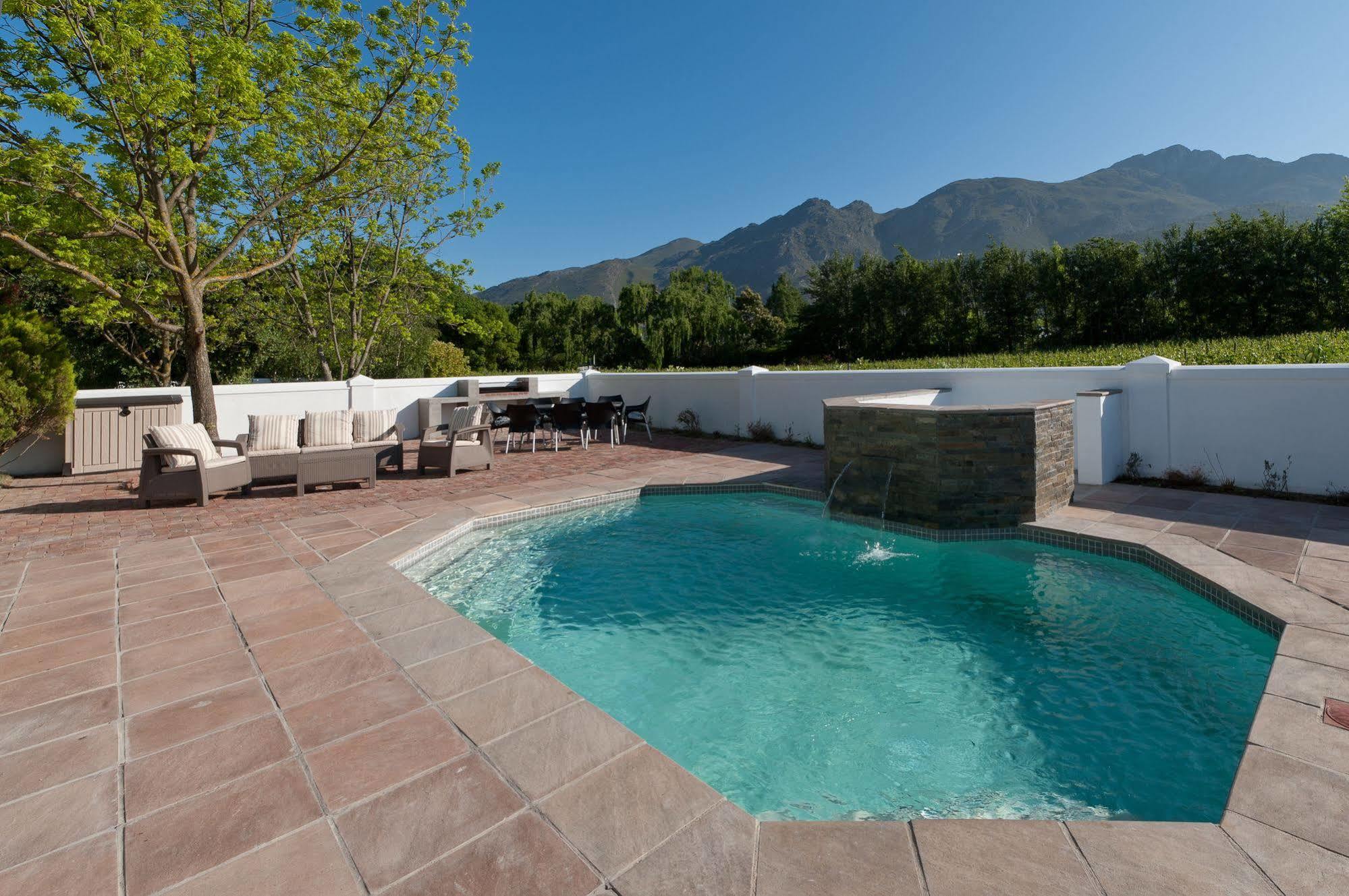 La Galiniere Guest Cottages Franschhoek Buitenkant foto